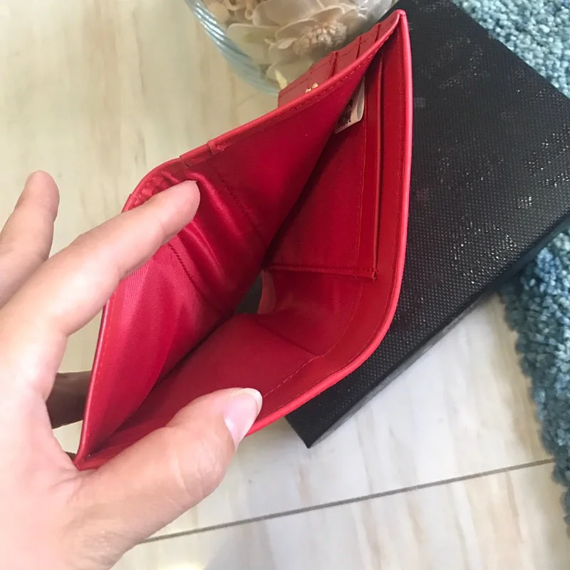 Bid Farewell To The Old Season Lawi - MQM Wallets - 078 High-End Bags, Low-End Prices