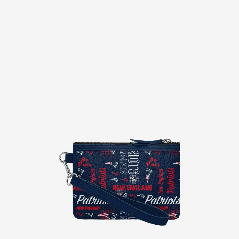 New England Patriots Spirited Style Printed Collection Repeat Logo Wristlet